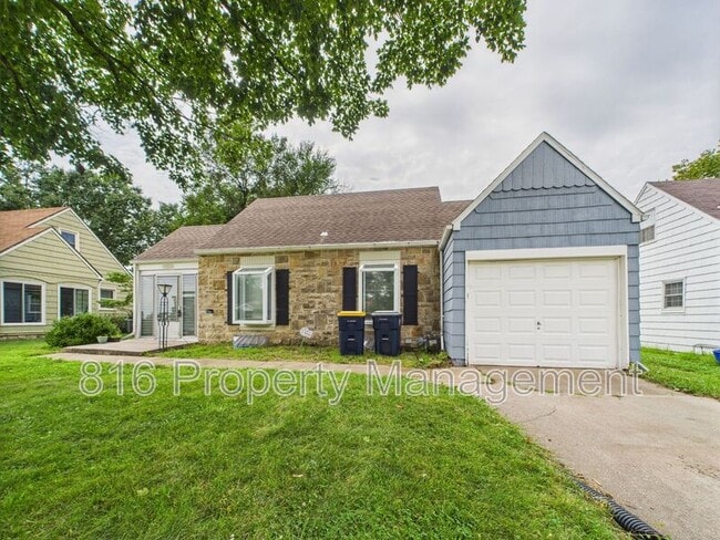 Building Photo - 7212 The Paseo Rental