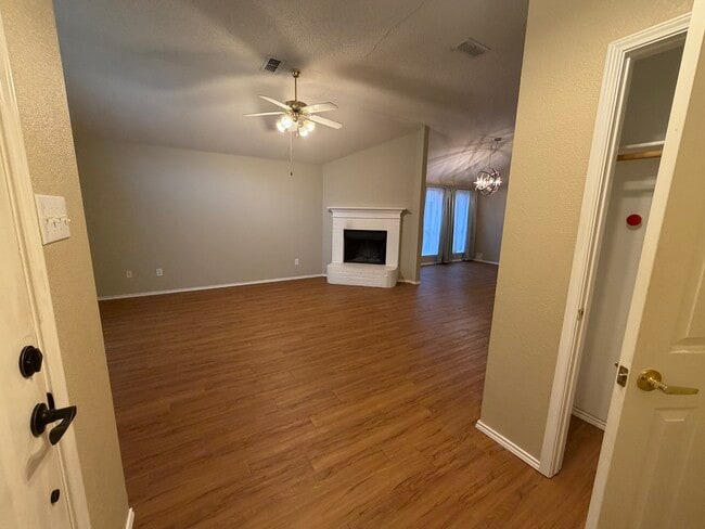 Photo - 2521 Ensenada Ln