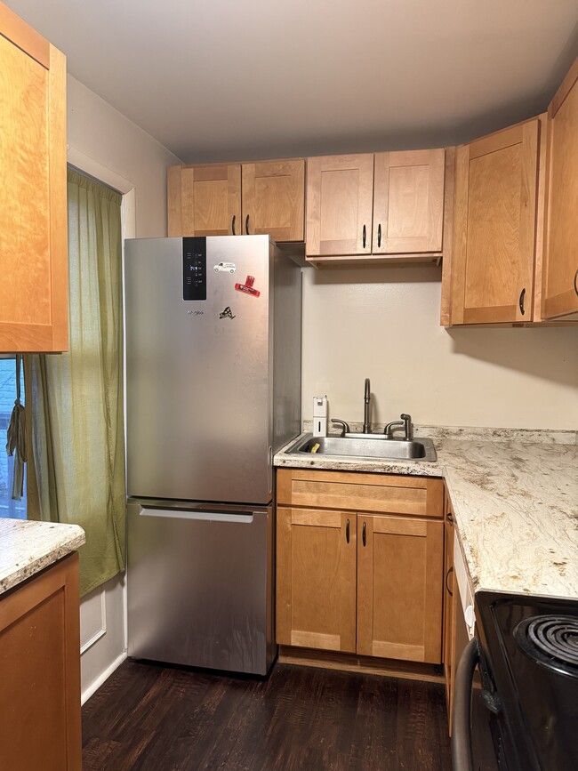 Kitchen - 219 Elm St Unit 219 Elm St., Albany