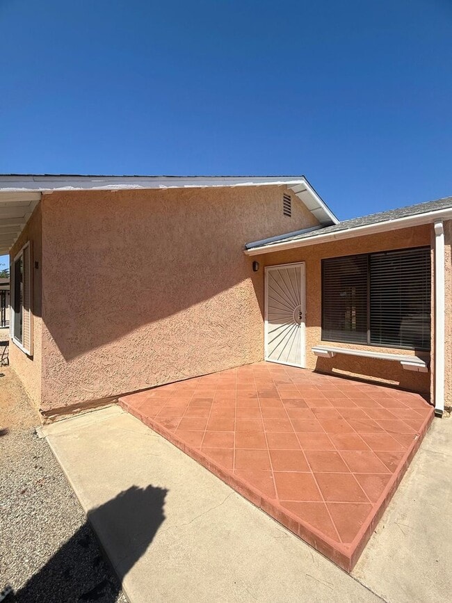 Building Photo - Peacock Valley HOA 2 Bedroom 1 Bathroom 55... Rental