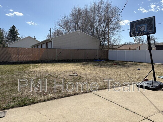 Photo - 273 Laker Wy Unit Downstairs