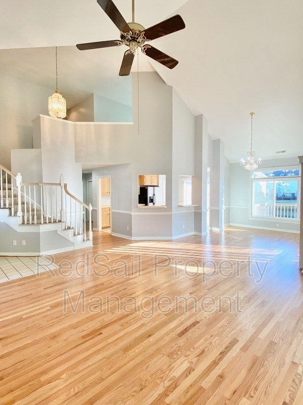 Photo - 6 Pine Lake Ct