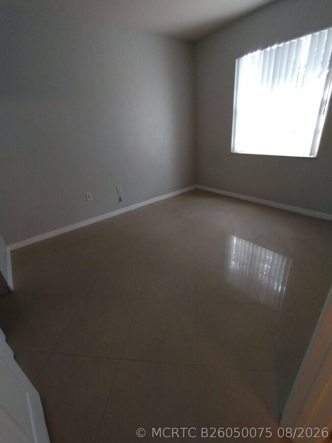 Photo - 2307 Belmont Ln Unit 2307
