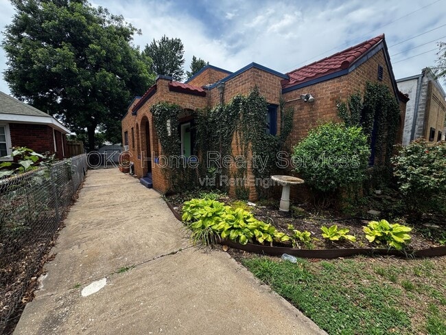 Photo - 2854 NW 19th St
