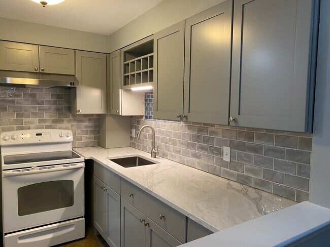 Photo - 45 Oval Rd Unit 31