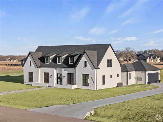 Building Photo - 1240 Deerfield Dr Rental