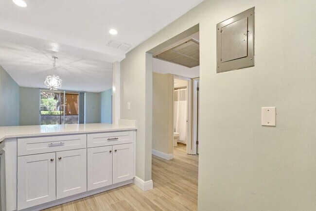 Photo - 4500 N Federal Hwy Unit 101A