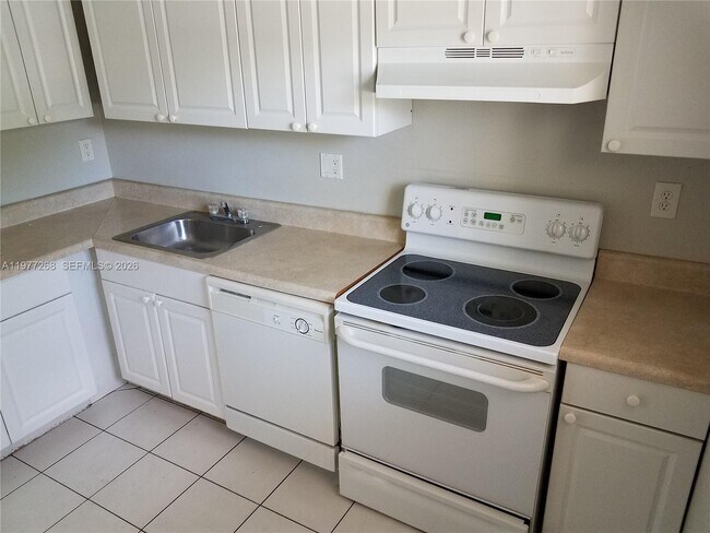 Photo - 8605 W Sample Rd Unit 111