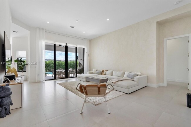 Photo - 3502 Ashwood Cir