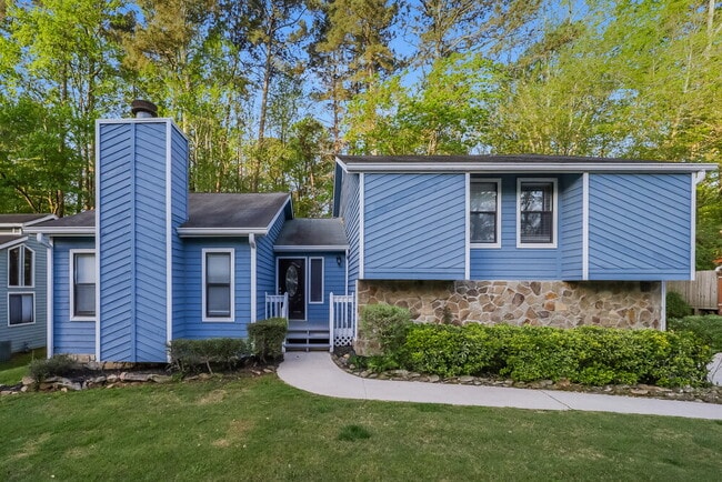 Building Photo - 6824 Creekwood Dr