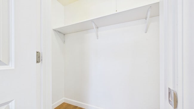 Building Photo - 34 Grand Apartments Unit 10213-302