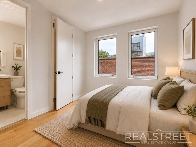 Photo - Three Bed Two Bath with Balcony! Unit 7C