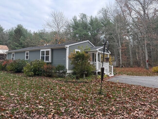 Photo - 44 Navaho Shores Rd