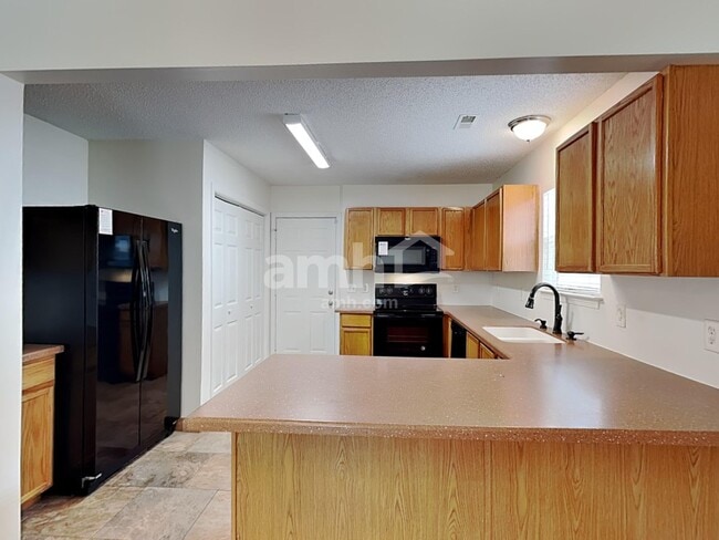 Photo - 4322 Wills Way