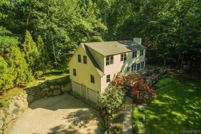 Photo - 12 Dogwood Ln