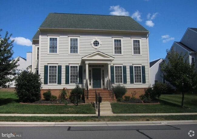 Building Photo - 42576 Legacy Park Dr Rental