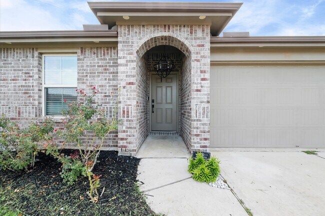 Photo - 8207 Amaryllis Ct