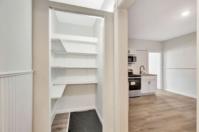 Photo - 1617 Westwood Ave Unit 1-1617 Westwood