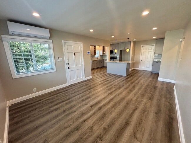 Photo - Spacious 2 Bedroom Home with 2 Bonus Rooms