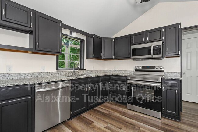 Photo - 299 McElroy Dr