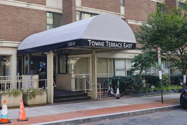 Building Photo - 1420 N St NW Unit 414Rentreduced
