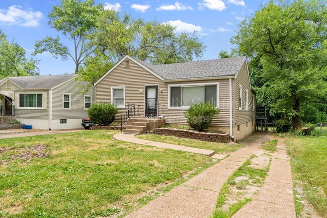 Building Photo - 2019 Raven Dr