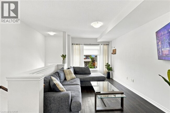 Photo - 4870 Connor Dr