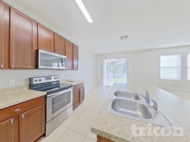 Photo - 3252 Zander Dr