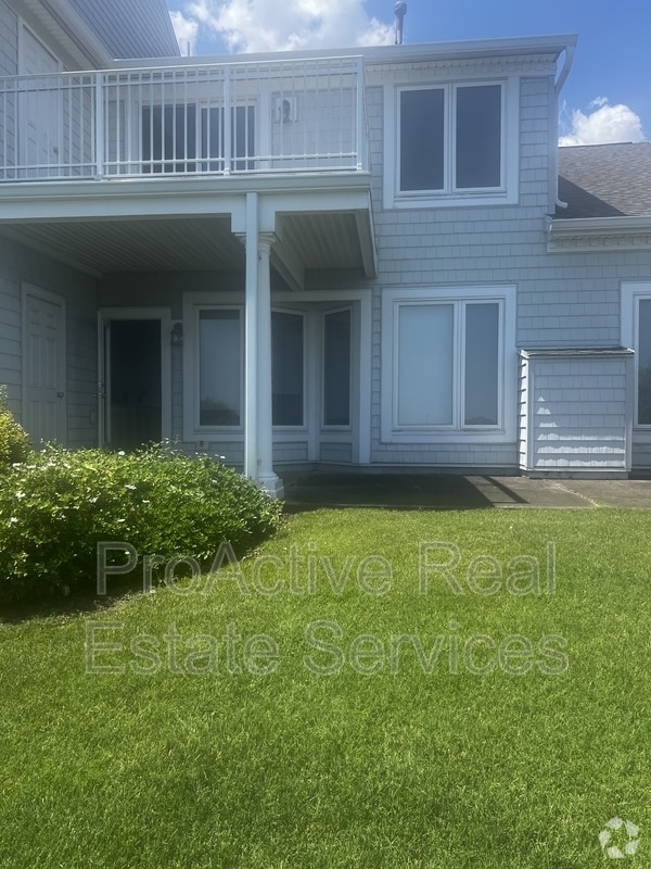 Building Photo - 9468 Bay Front Dr Rental