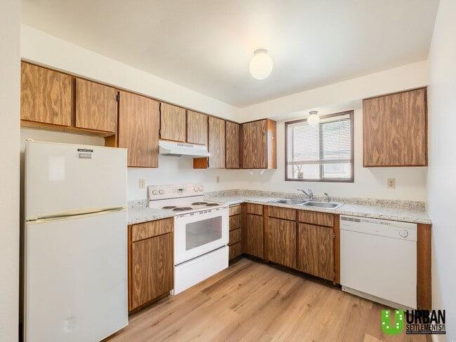 Photo - 13211 E Skyview Ave Unit #C