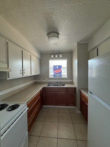 Photo - 13706 Goodwood Blvd