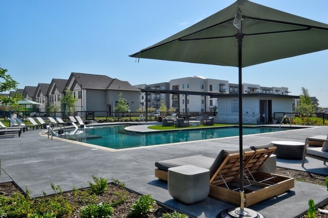 The Palo Townhomes - The Palo Townhomes