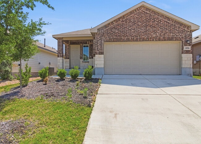 Building Photo - 3 Bedroom Home with Open Layout and Covered Patio in Creekside Farms!