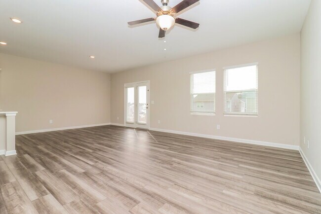 Photo - 506 Knightsbridge Ln