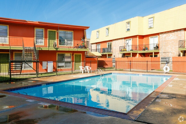 Building Photo - Gardens of Bissonnet Rental