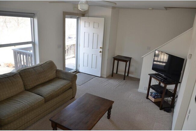 Photo - 130 Norfolk St