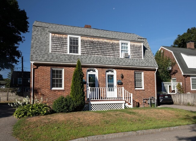 Photo - 77 Porpoise Way