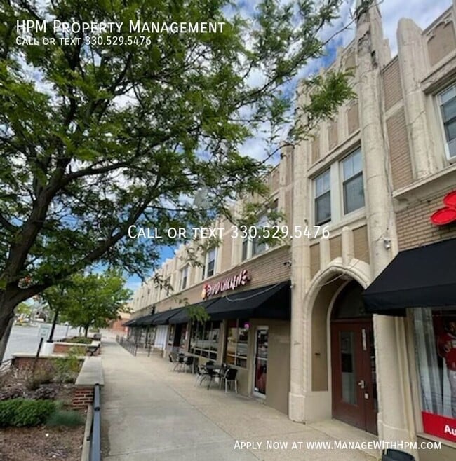 Building Photo - 11516 Clifton Blvd Unit 3