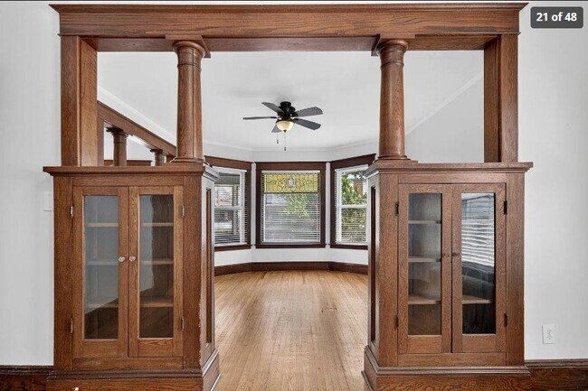 Photo - 640 Morris St Unit Floor 2