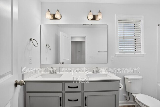 3012 Highlander Pt