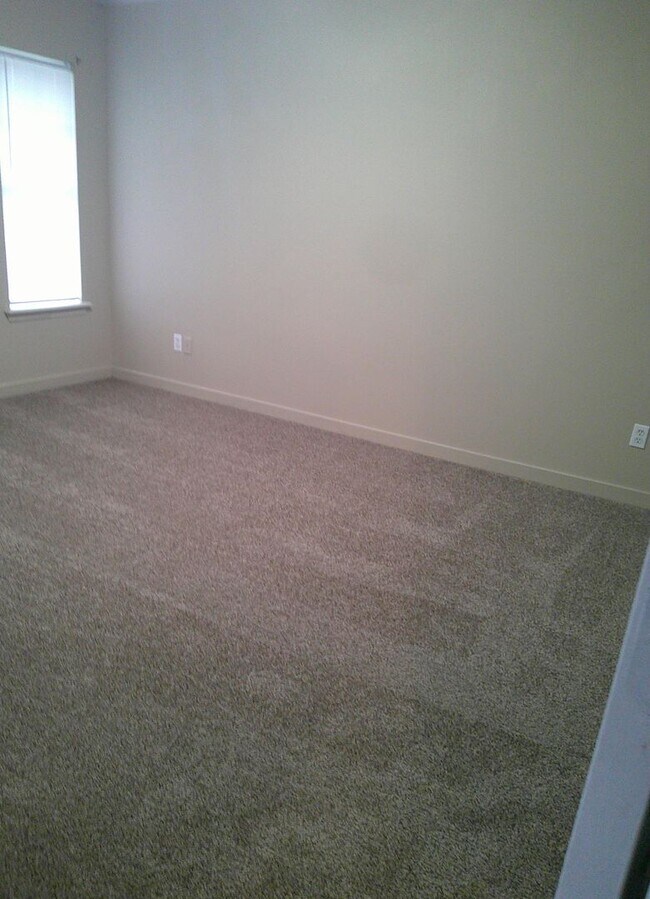 Photo - 4417 Blake Cir