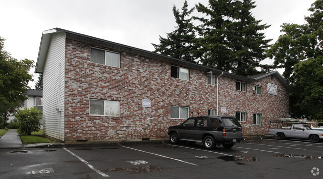 Building Photo - Barrington Square Rental