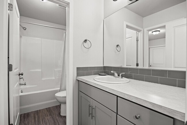 Photo - 5324 Remington Dr Unit SI ID1324039P