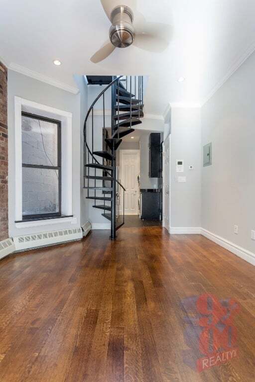 Photo - 219 E 28th St Unidad 5A