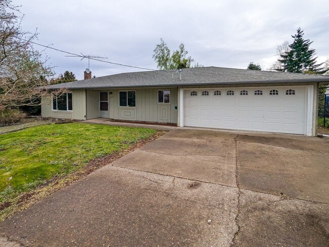 Building Photo - 2970 Phipps Ln NE