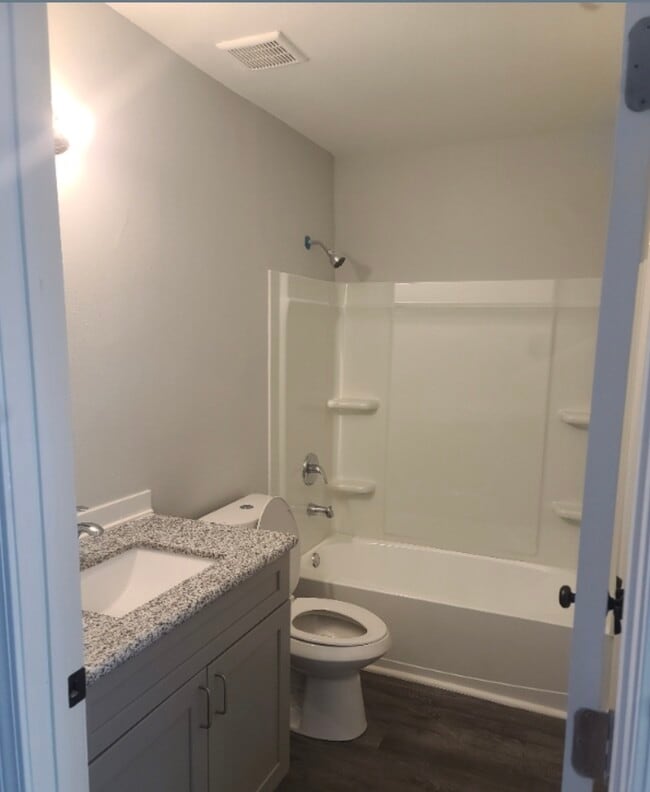 Photo - 4985 Catalina Cir