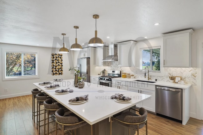 Photo - Updated & Spacious South Hill Home