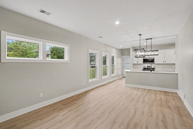Photo - 5008 Danbury Pl