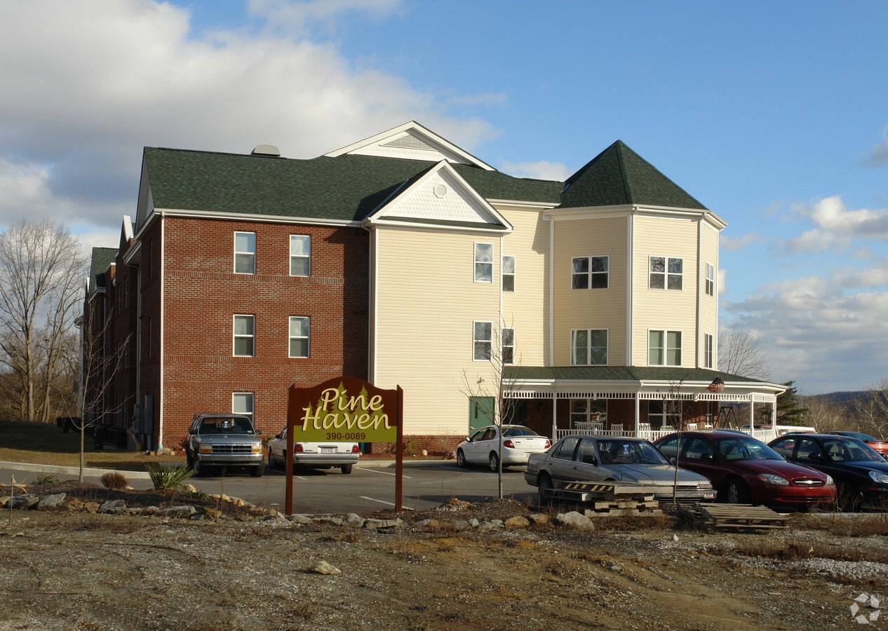 Photo - Pine Haven Apartments