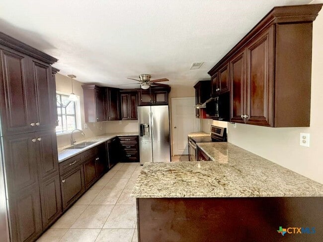 Photo - 103 Crestview Dr